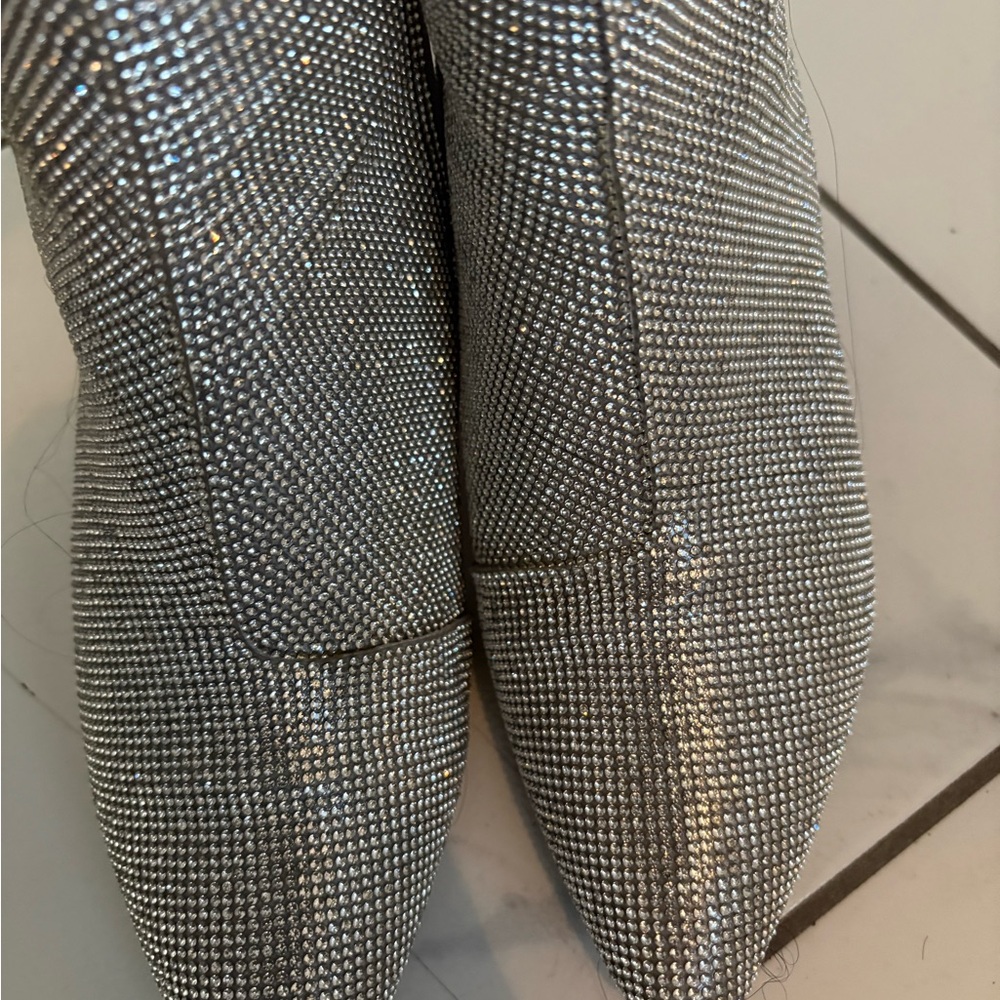 Elegant Silver Women's Shoes